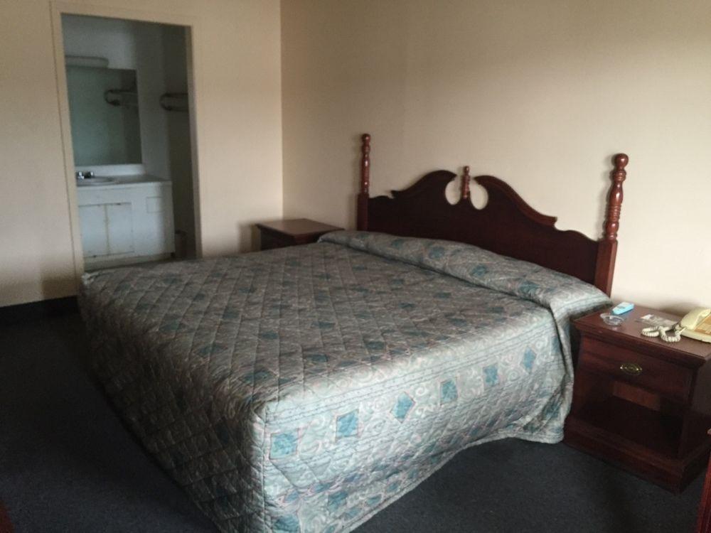 Rodeway Inn Dickson Luaran gambar